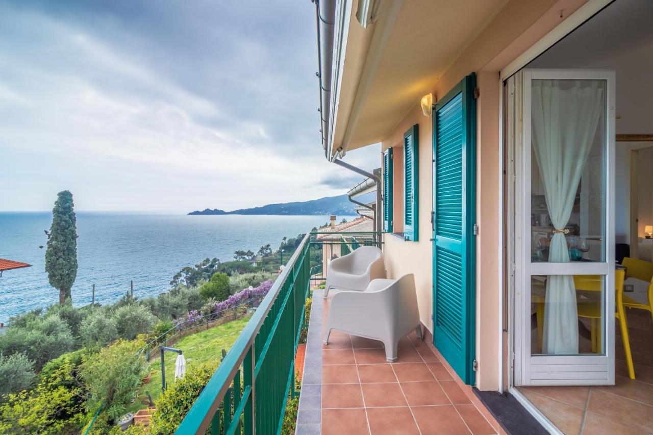 Casa Camilla Relax Con Una Vista Da Sogno Zoagli Exterior photo